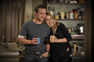 Ep 9 Of Mice and Wolfmen josh_(sam_huntington)_and_nora_(kristen_hager)_coffee
