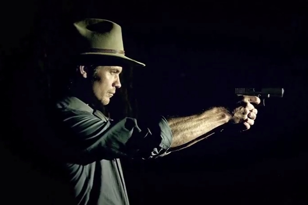 Next On ‘Justified’ The Toll — Art Gets Shot But Who Did It?