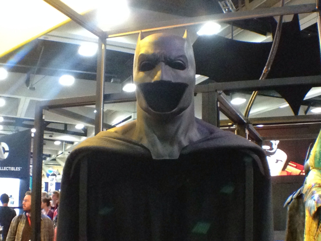 Batman Affleck Cowl 3