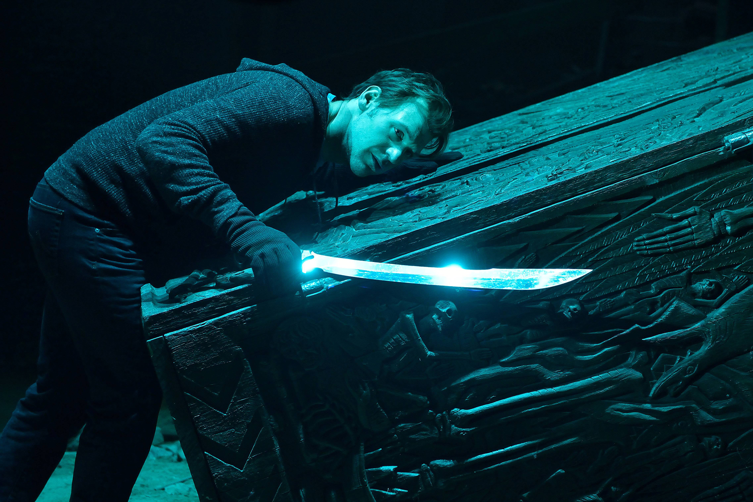 The Strain Recap ‘The Third Rail’: A Drinker of Men