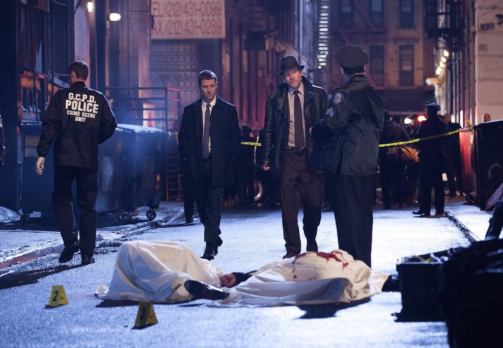 Gotham Pilot Recap and Review: Welcome to the Underworld, Jim Gordon