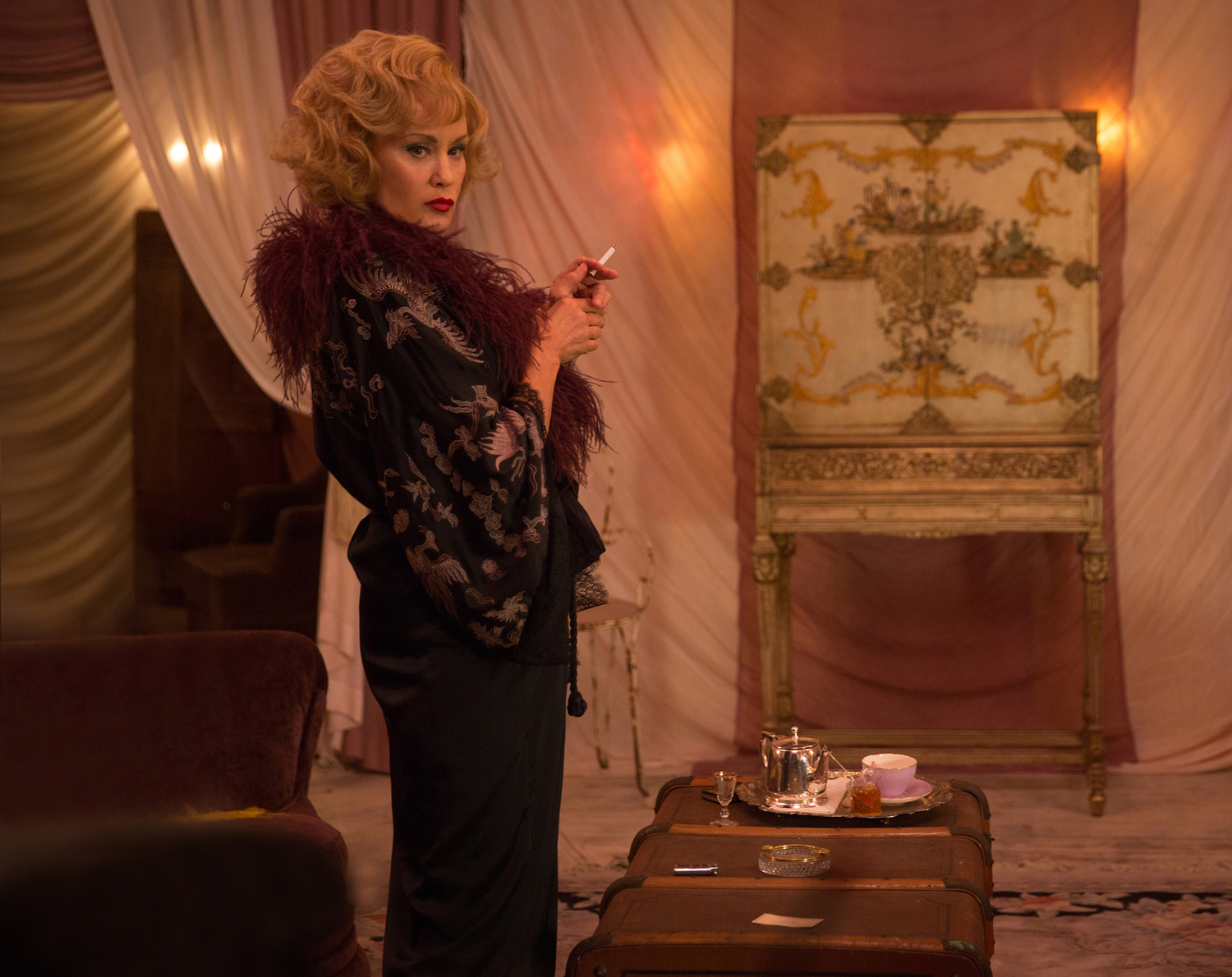 American Horror Story: Freak Show Recap “Pink Cupcakes”: Dandy Bateman