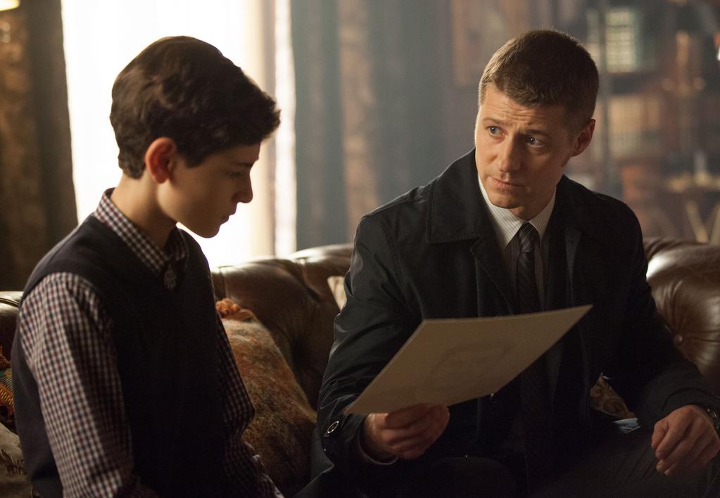 Gotham Recap Mid-Season Finale “Lovecraft”: Cat and Mouse