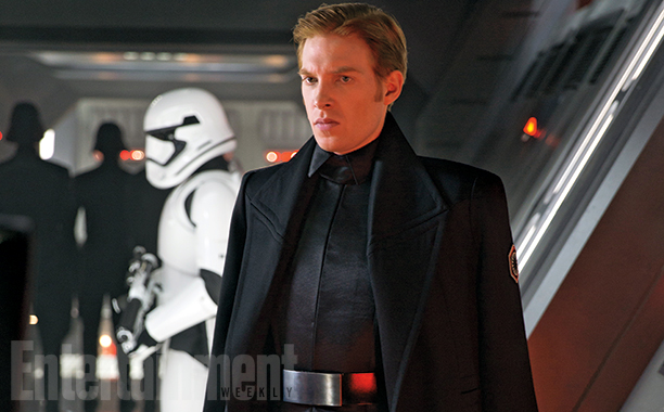 ‘Star Wars: The Force Awakens’: New Photos and Character Details Revealed