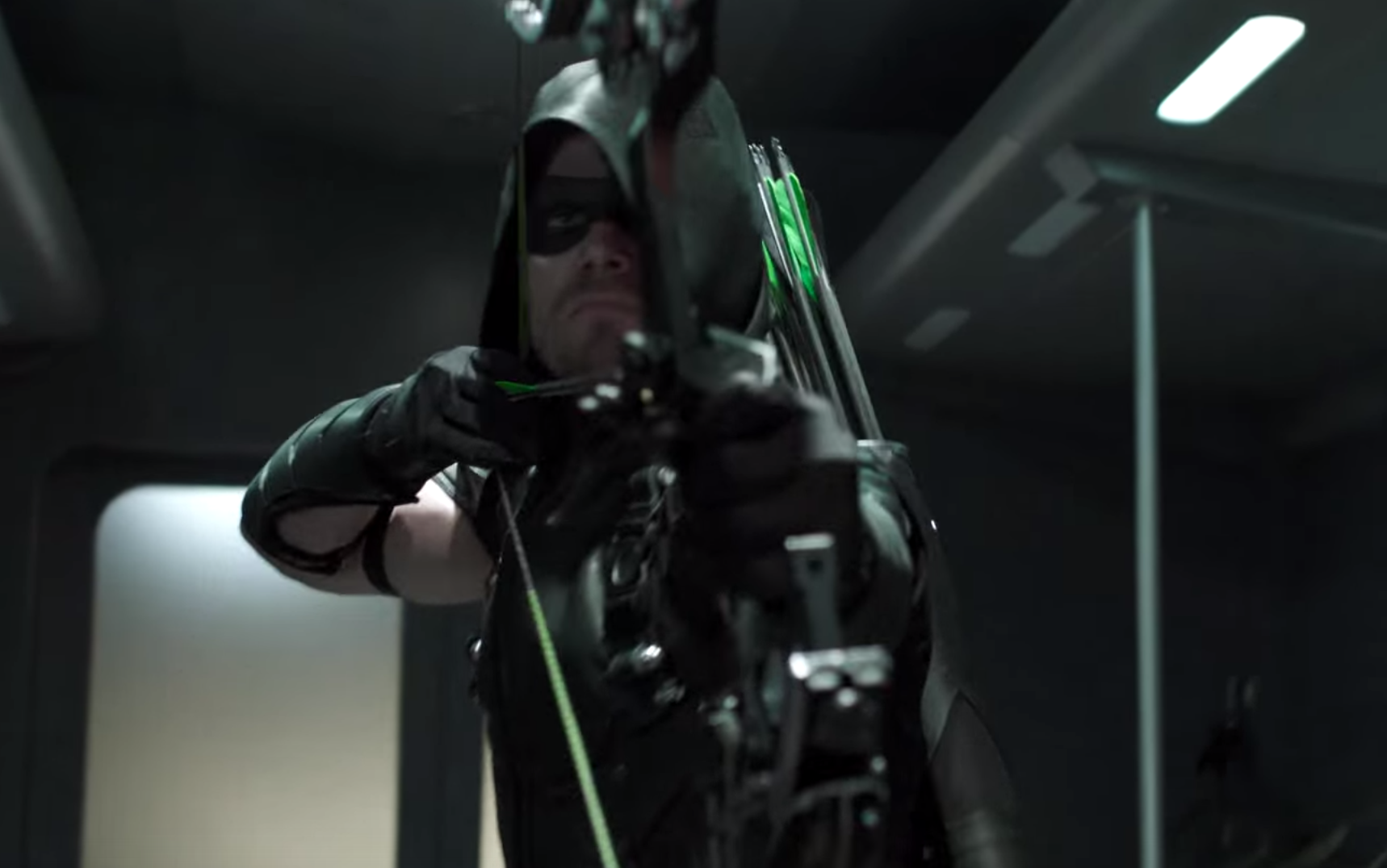 Arrow Season 4 Trailer Debuts: Get a Peak at Damien Darkh and John Constantine