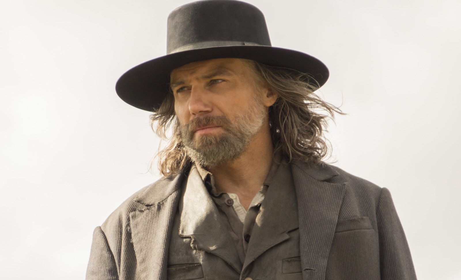 Marvel’s ‘Inhumans’ Casts Remaining Leads Including Anson Mount and Serinda Swan