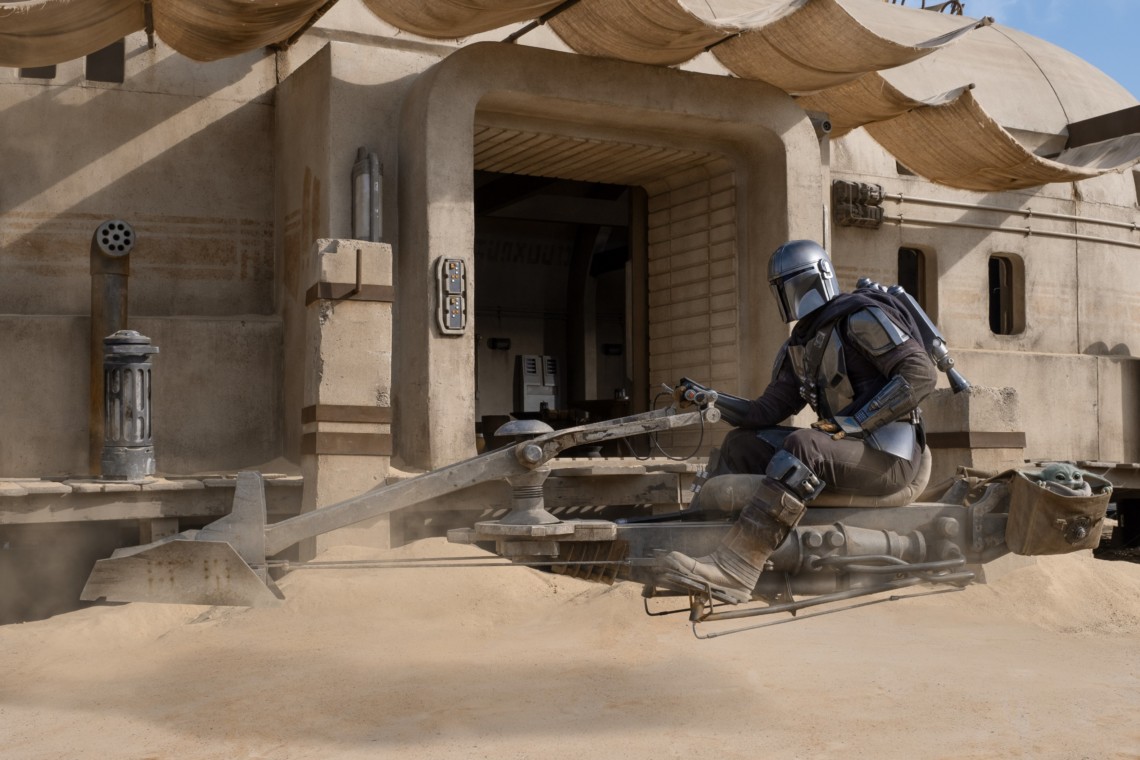 ‘The Mandalorian’: First Look at Season 2 as Showrunner Jon Favreau Teases a ‘Game of Thrones’ Influence