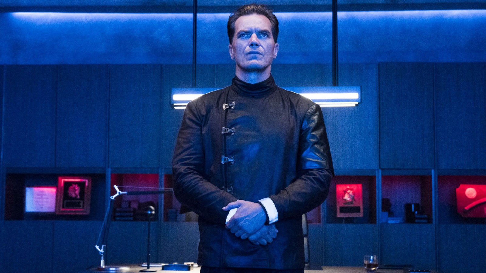 'Fahrenheit 451': First Look at Michael B. Jordan and Michael Shannon ...