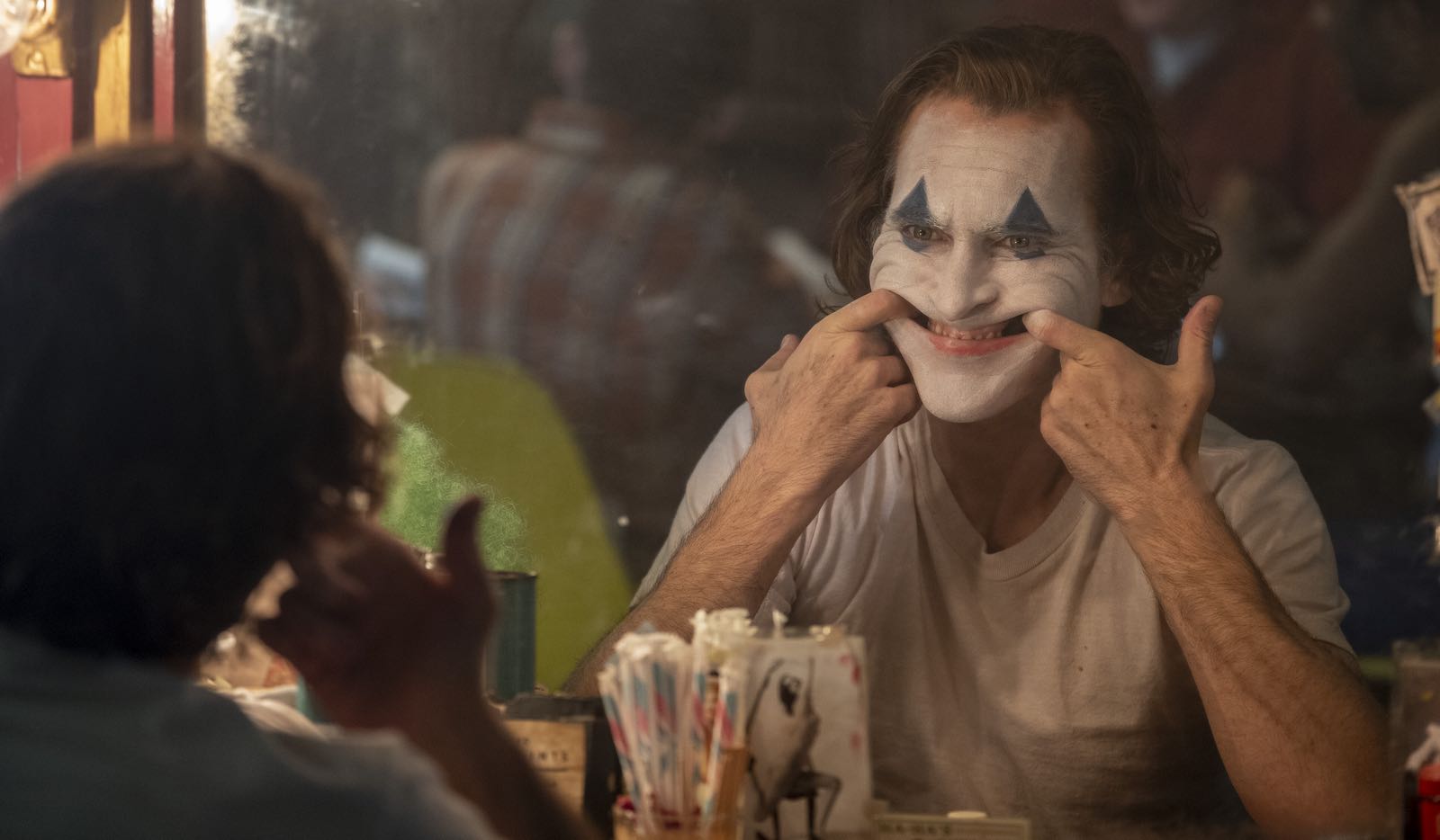 ‘Joker’: Joaquin Phoenix Won’t Be Crossing Over to Meet Robert Pattinson’s Batman