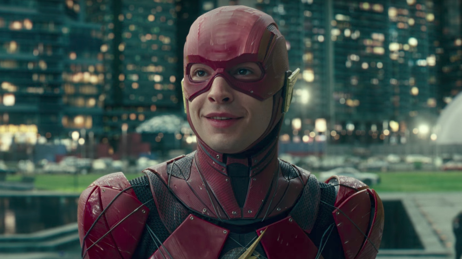 New ‘Justice League’ Trailer Unites the Heroes Against a Common Enemy (VIDEO)