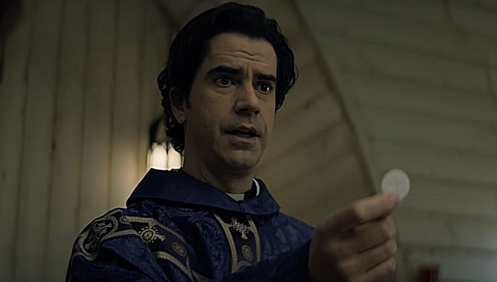 VIDEO 'Midnight Mass' Trailer Teases Miracles That Come at a