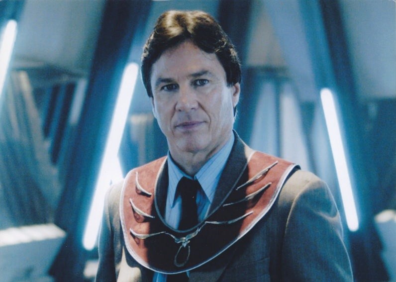 ‘Battlestar Galactica’ Star Richard Hatch Dies at 71