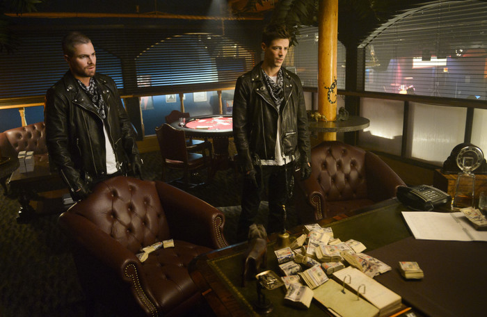 Extended ‘Elseworlds’ Trailer Reveals Alternate Reality for ‘Arrow’ and ‘The Flash’ (VIDEO)