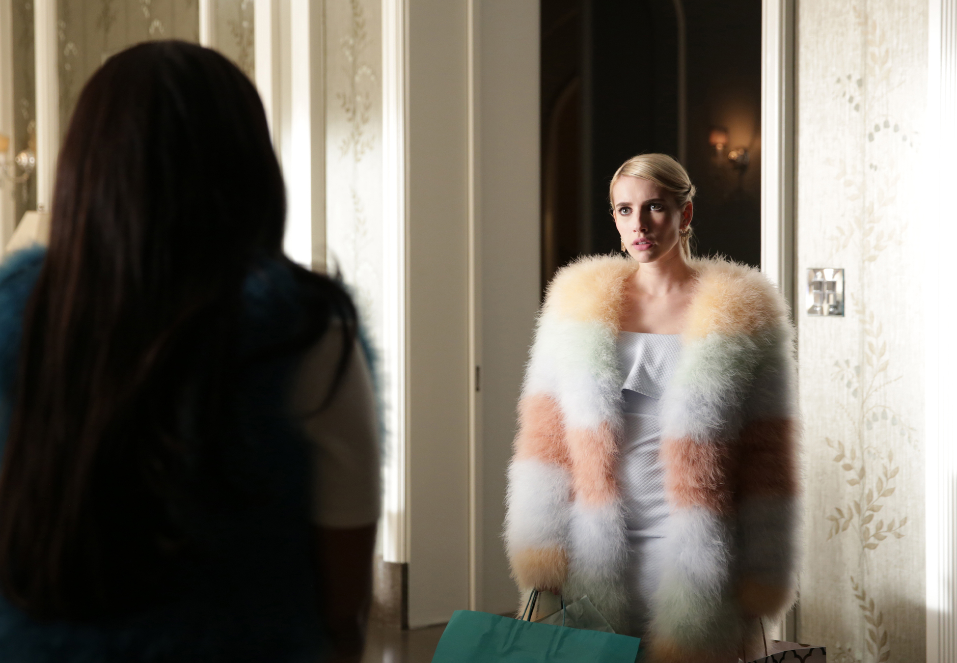 Scream Queens Recap ‘Mommie Dearest’: A Candle (Vlogger) in the Wind