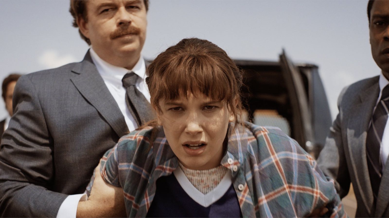 Video Stranger Things First Look At Season 4 In New Teaser Photos With Series Set For 4746