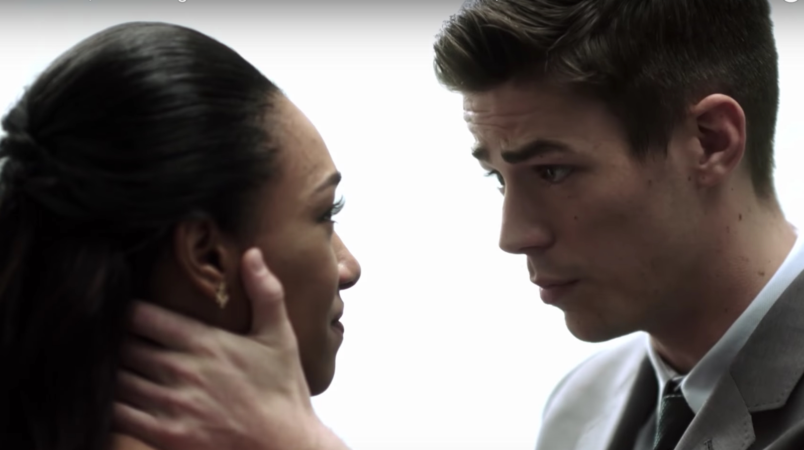 ‘The Flash’: Barry Reveals the Future to Iris (VIDEO)
