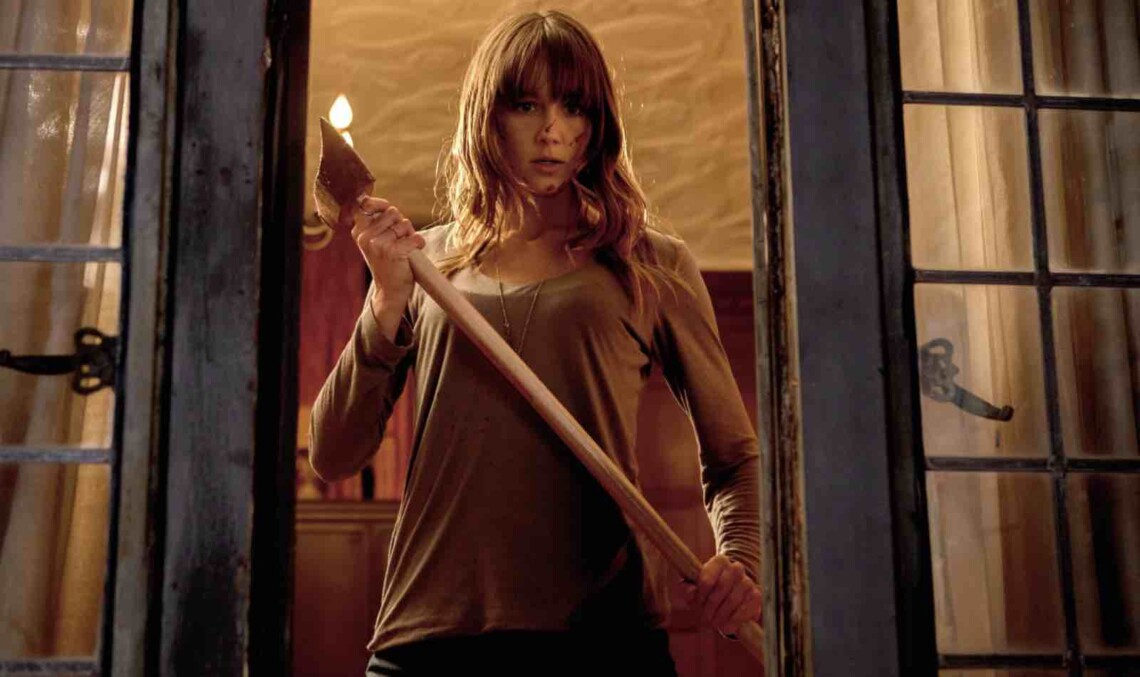 PODCAST: ‘You’re Next’ Review: The Home Invasion Thriller with a Bloody Twist