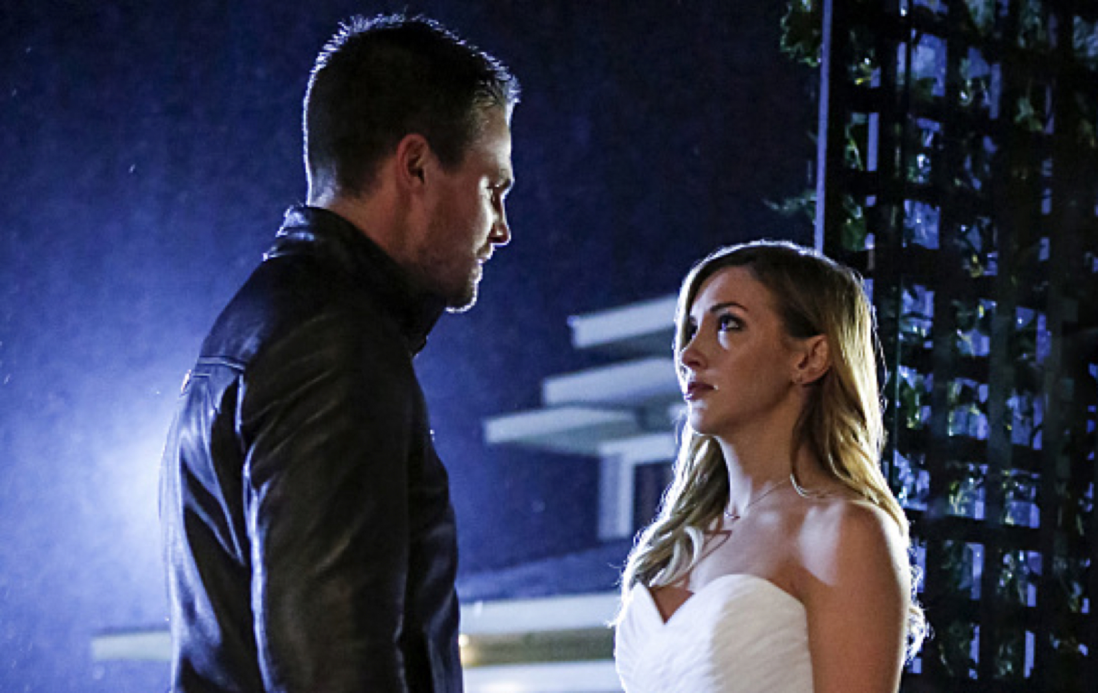 ‘Arrow’ Recap ‘Invasion’ Part 3: Is This Real Life or Just Fantasy?