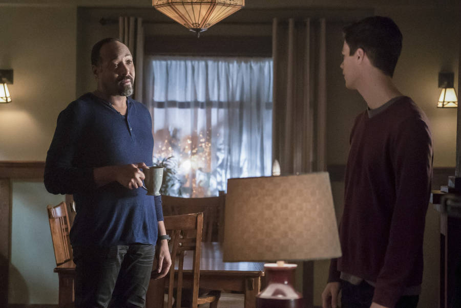 ‘The Flash’ Season 3 Finale Recap ‘Finish Line’: The Race is Over