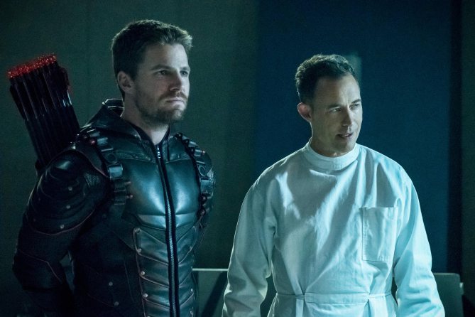 ‘Supergirl’, ‘Arrow’ Recap: Crisis on Earth-X Parts 1 and 2