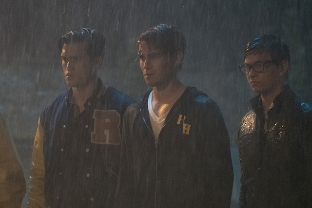 ‘Riverdale’ Recap ‘Chapter Seventeen: The Town that Dreaded Sundown’