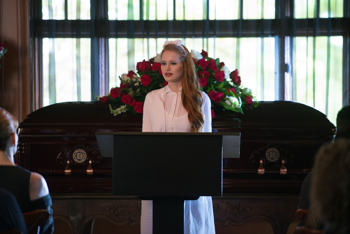 ‘Riverdale’ Recap ‘Chapter Five: Heart of Darkness’: Family Feud